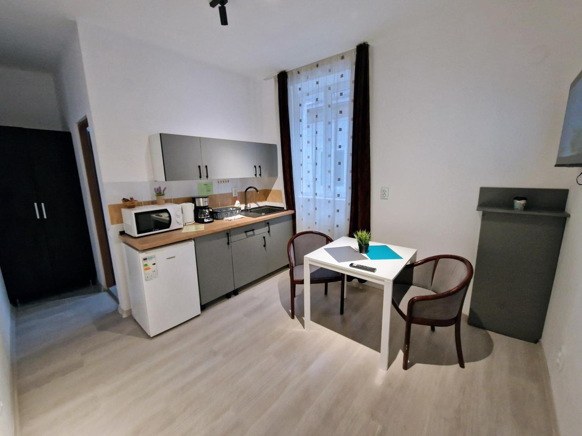 Key Apartments In Main Square 布拉索夫 外观 照片